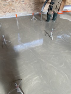 Réalisation d'une chappe par DUCEPT Carrelage, carreleur à Fontenay-le-Comte