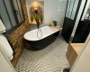 Réalisation d'une salle de bain par DUCEPT Carrelage, carreleur à Fontenay-le-Comte