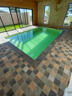 Réalisation d'un séjour par DUCEPT Carrelage, carreleur à Fontenay-le-Comte